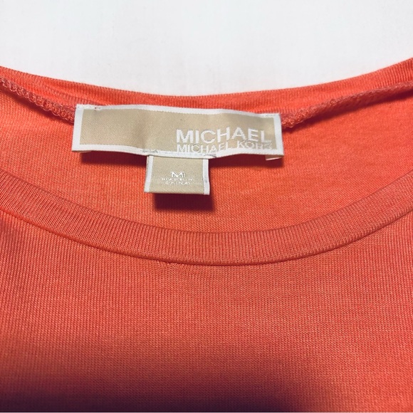 🌟Host Pick🌟Michael Kors M  Coral Sleeveless Top with Tiers - Picture 4 of 11